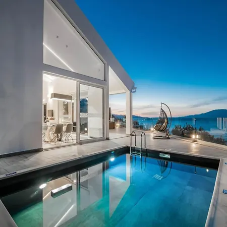 In Zante With Private Pool & Sea Views Villa